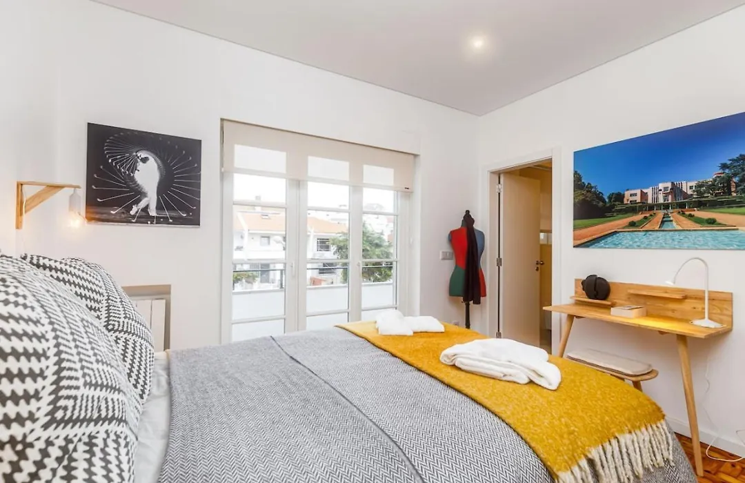 Augusto - A Family House With Pool In The Heart Of Lisbon-1